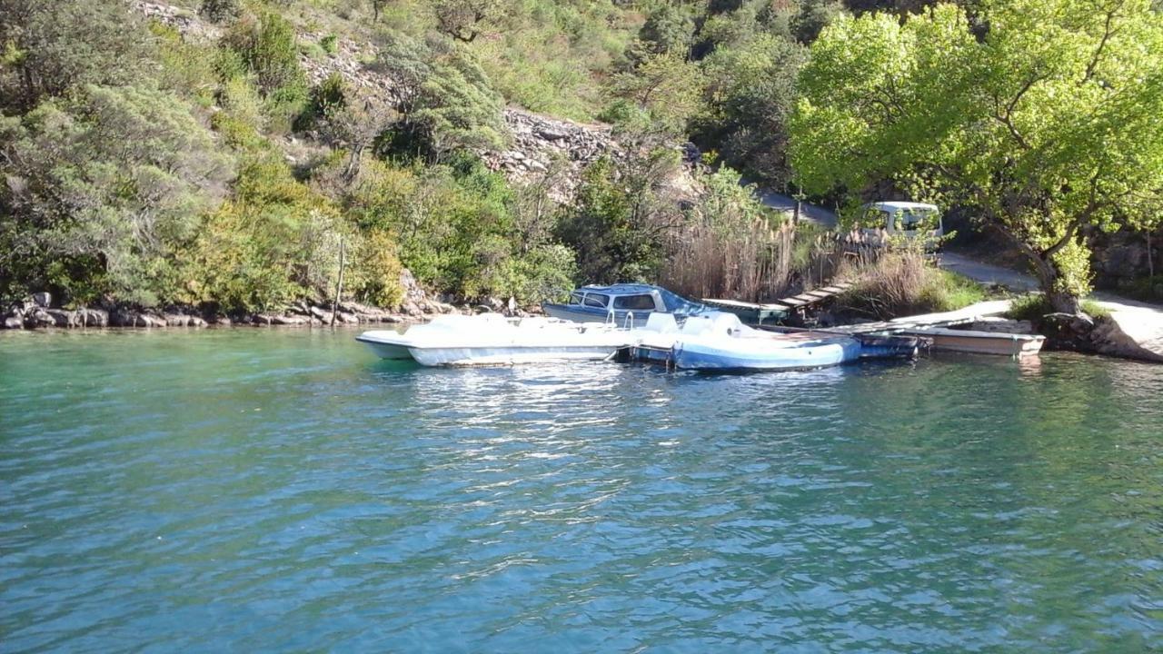 Domisiladore Esparron-de-Verdon Exterior foto