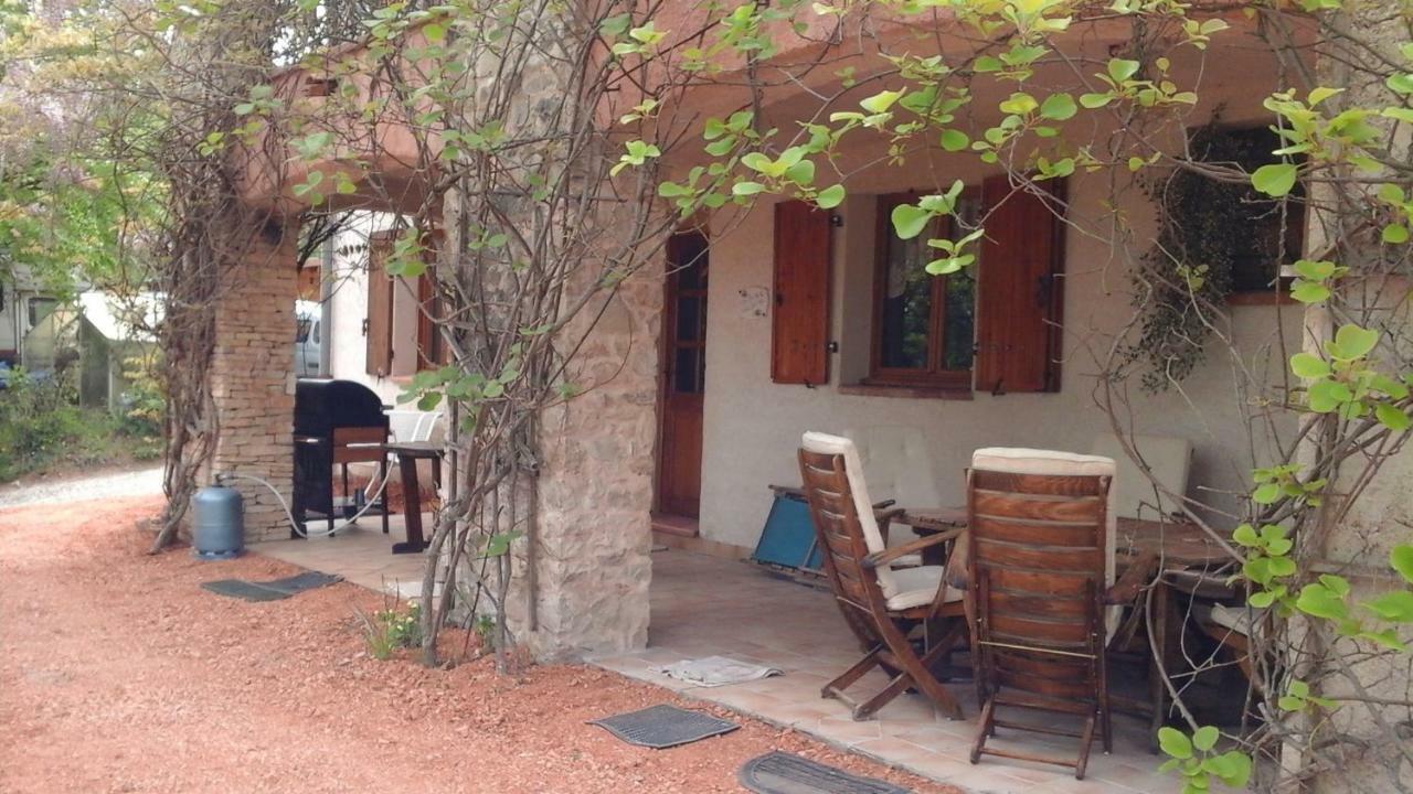 Domisiladore Esparron-de-Verdon Exterior foto